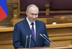 Russia, Putin nazionalizza la filiale russa dell’Ariston e la passa a Gazprom