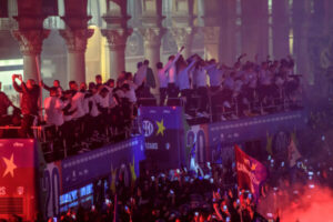Inter, esplode a Milano la festa Scudetto