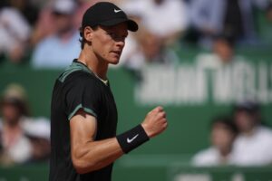 Roland Garros, Sinner e Alcaraz si sfidano per la finalissima